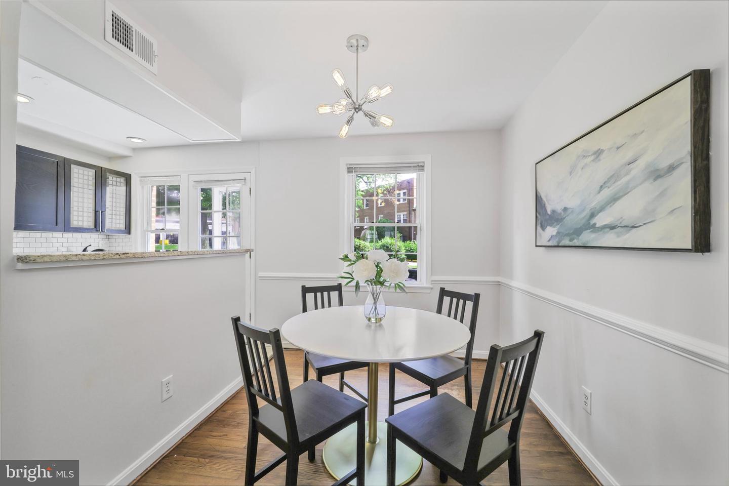 2034 FORT DAVIS ST SE #B, WASHINGTON, District Of Columbia 20020, 2 Bedrooms Bedrooms, ,1 BathroomBathrooms,Residential,For sale,2034 FORT DAVIS ST SE #B,DCDC2200950 MLS # DCDC2200950