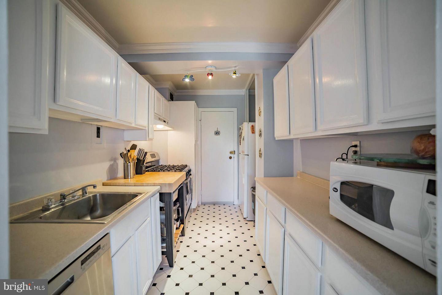 4201 CATHEDRAL AVE NW #916E, WASHINGTON, District Of Columbia 20016, 1 Bedroom Bedrooms, ,1 BathroomBathrooms,Residential,For sale,4201 CATHEDRAL AVE NW #916E,DCDC2200938 MLS # DCDC2200938