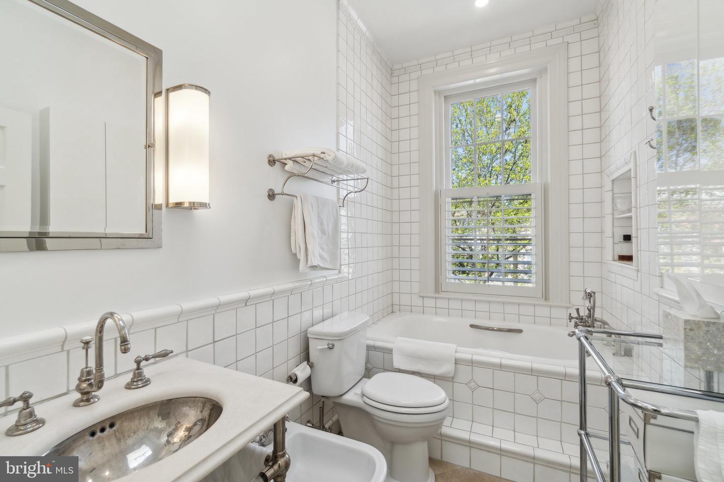 1250 31ST ST NW, WASHINGTON, District Of Columbia 20007, 3 Bedrooms Bedrooms, ,2 BathroomsBathrooms,Residential,For sale,1250 31ST ST NW,DCDC2200946 MLS # DCDC2200946