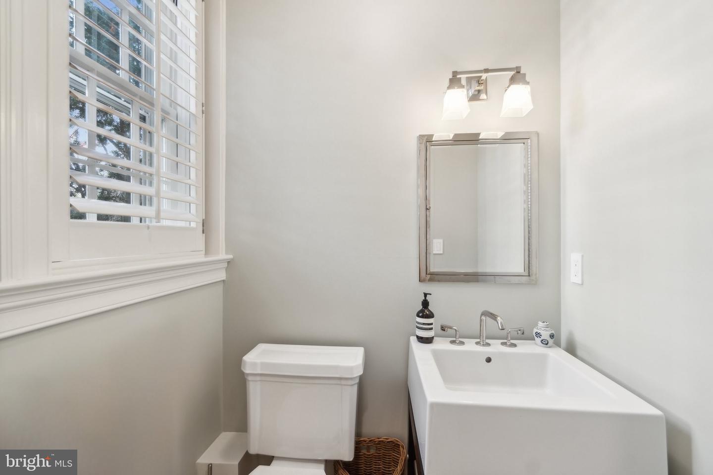 1250 31ST ST NW, WASHINGTON, District Of Columbia 20007, 3 Bedrooms Bedrooms, ,2 BathroomsBathrooms,Residential,For sale,1250 31ST ST NW,DCDC2200946 MLS # DCDC2200946
