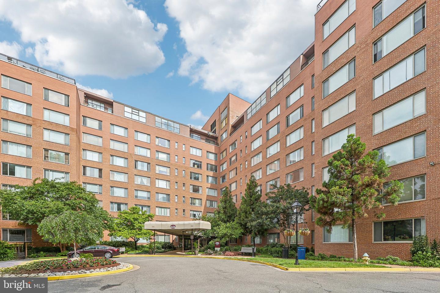 1111 ARLINGTON BLVD #810, ARLINGTON, Virginia 22209, ,1 BathroomBathrooms,Residential,For sale,1111 ARLINGTON BLVD #810,VAAR2057568 MLS # VAAR2057568
