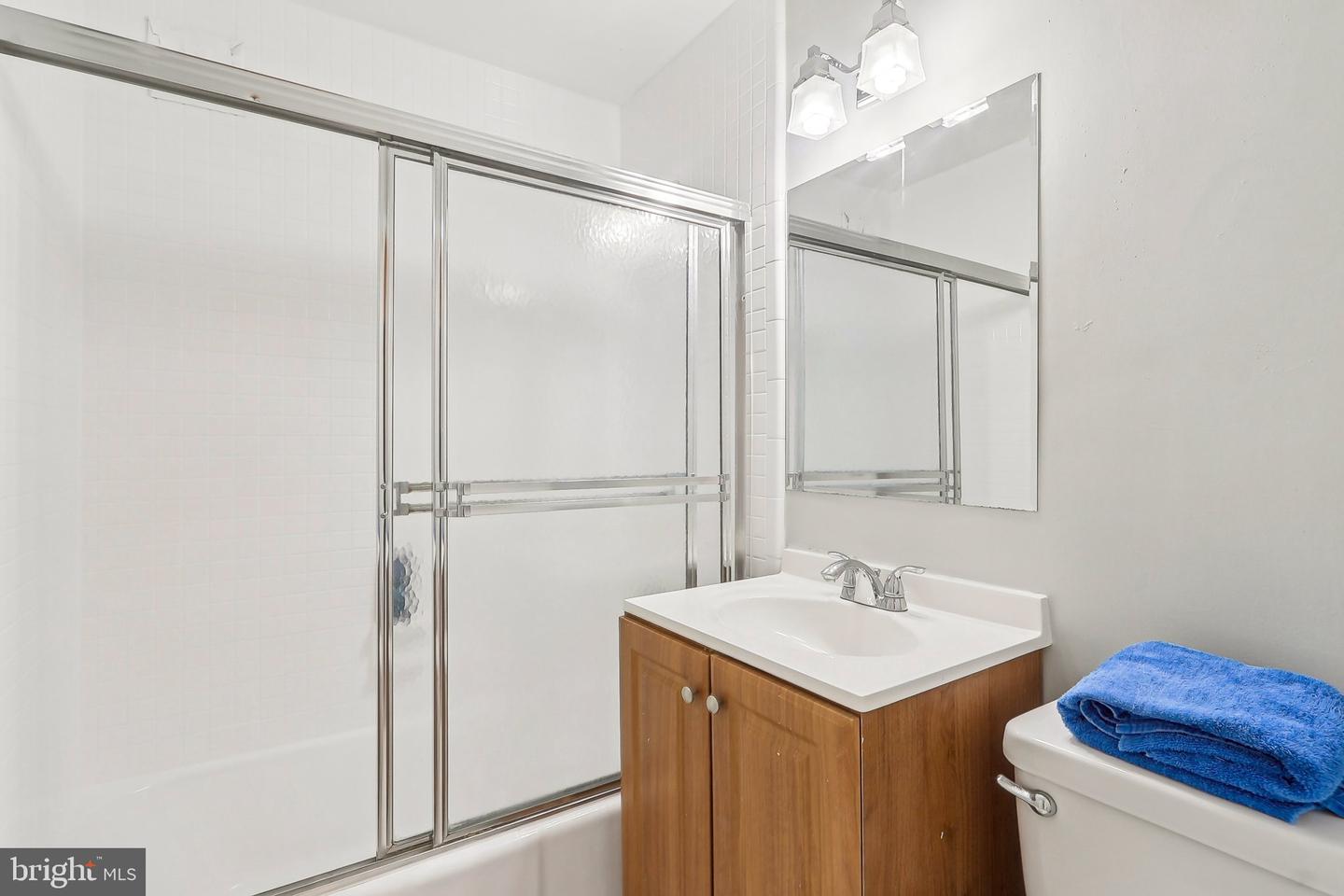 1111 ARLINGTON BLVD #810, ARLINGTON, Virginia 22209, ,1 BathroomBathrooms,Residential,For sale,1111 ARLINGTON BLVD #810,VAAR2057568 MLS # VAAR2057568