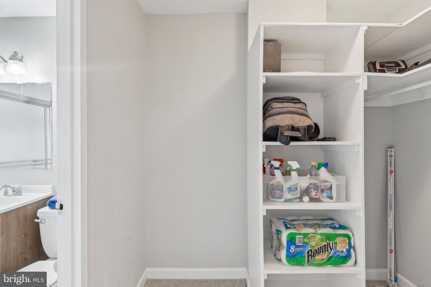 1111 ARLINGTON BLVD #810, ARLINGTON, Virginia 22209, ,1 BathroomBathrooms,Residential,For sale,1111 ARLINGTON BLVD #810,VAAR2057568 MLS # VAAR2057568