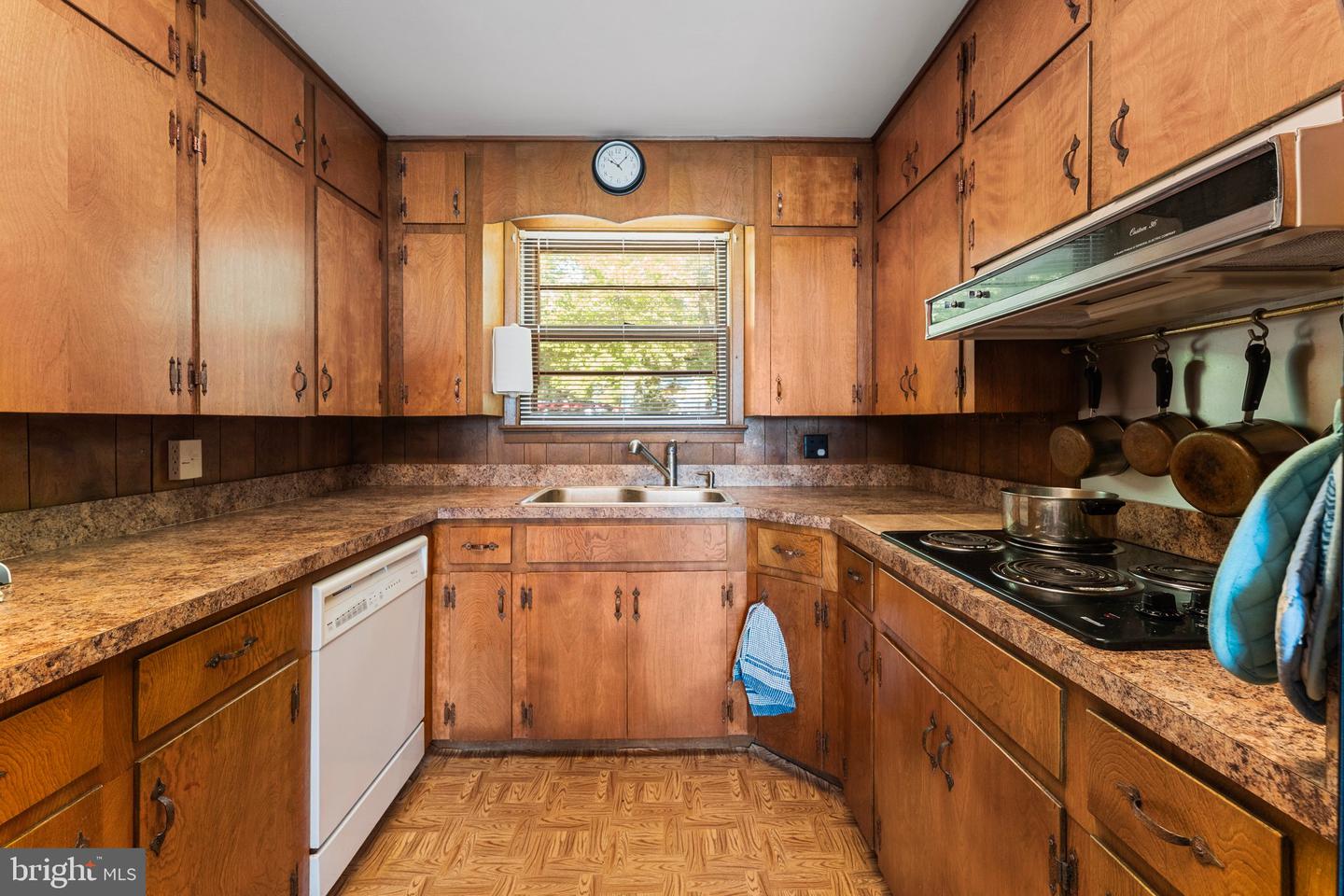 1930 S TIDWELLS RD, MONTROSS, Virginia 22520, 3 Bedrooms Bedrooms, ,2 BathroomsBathrooms,Residential,For sale,1930 S TIDWELLS RD,VAWE2008916 MLS # VAWE2008916