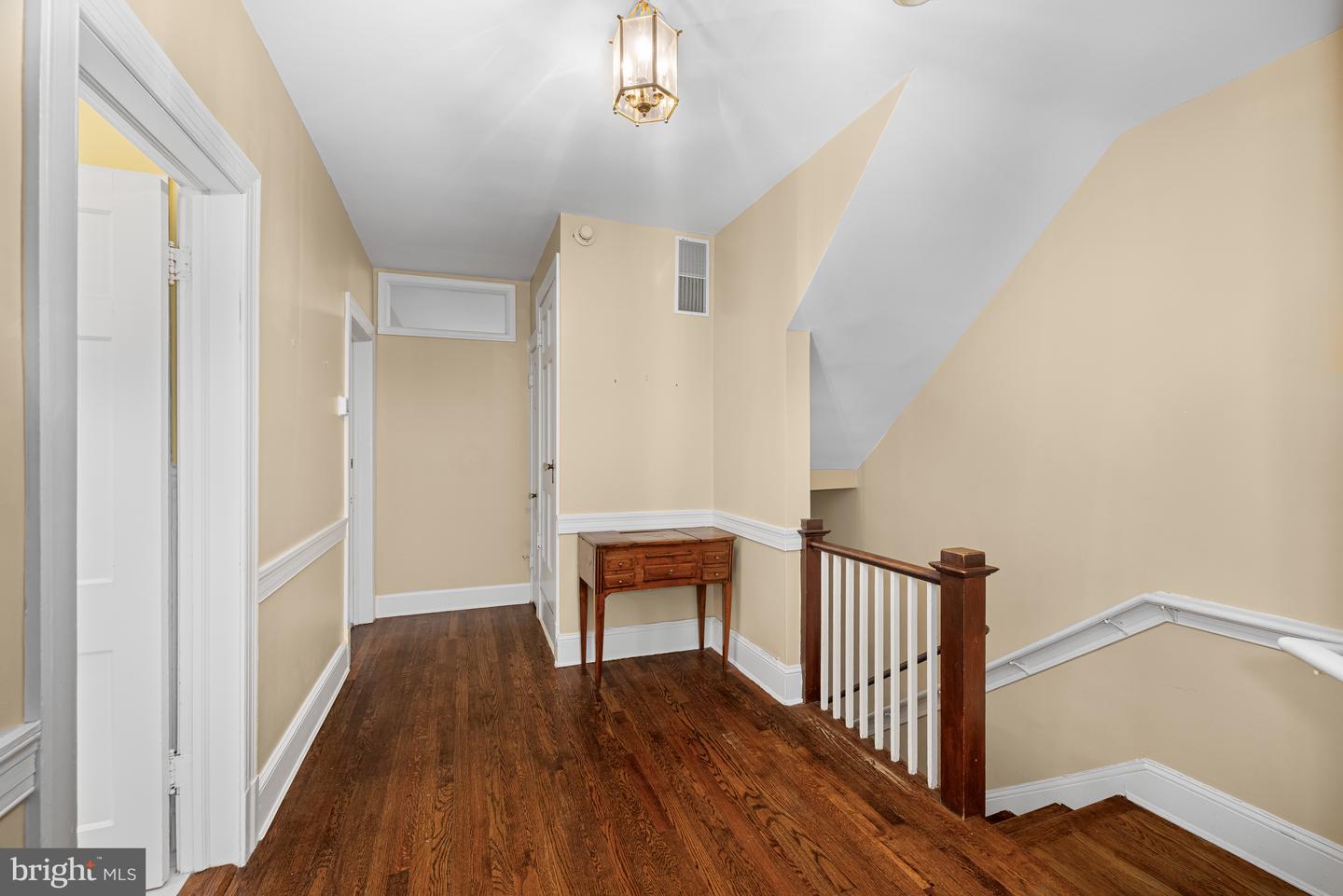 3637 VEAZEY ST NW, WASHINGTON, District Of Columbia 20008, 4 Bedrooms Bedrooms, ,4 BathroomsBathrooms,Residential,For sale,3637 VEAZEY ST NW,DCDC2201086 MLS # DCDC2201086