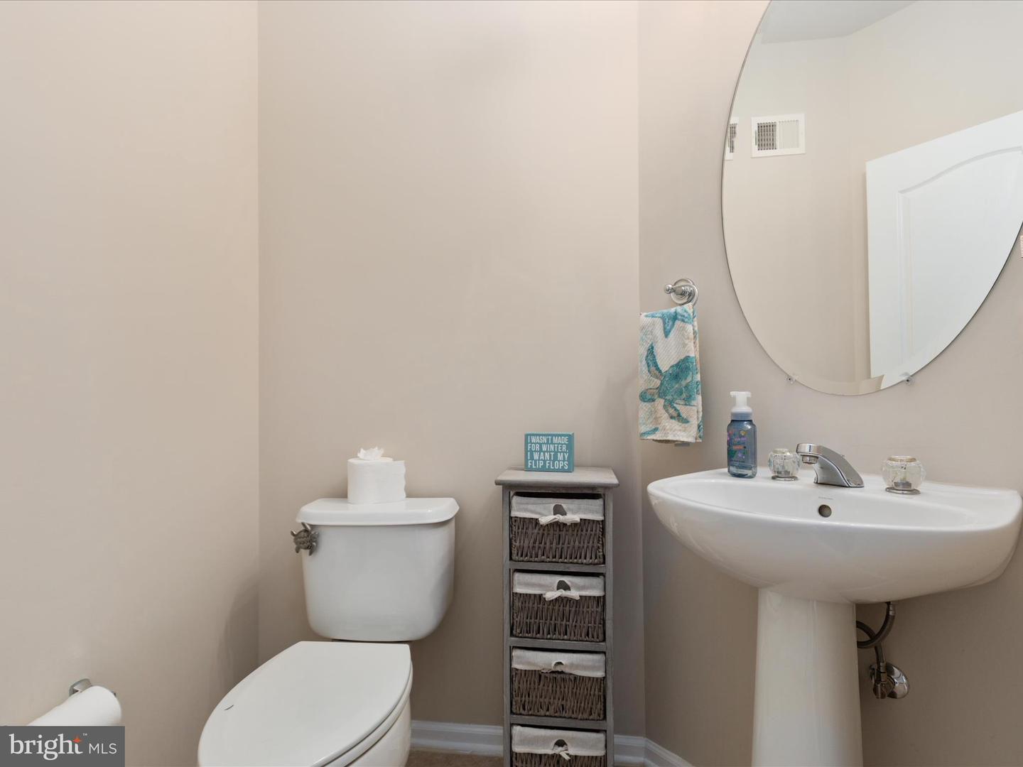 43867 HIBISCUS DR, ASHBURN, Virginia 20147, 5 Bedrooms Bedrooms, ,3 BathroomsBathrooms,Residential,For sale,43867 HIBISCUS DR,VALO2096706 MLS # VALO2096706