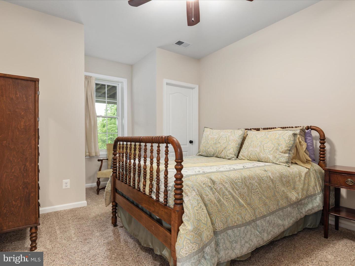 43867 HIBISCUS DR, ASHBURN, Virginia 20147, 5 Bedrooms Bedrooms, ,3 BathroomsBathrooms,Residential,For sale,43867 HIBISCUS DR,VALO2096706 MLS # VALO2096706