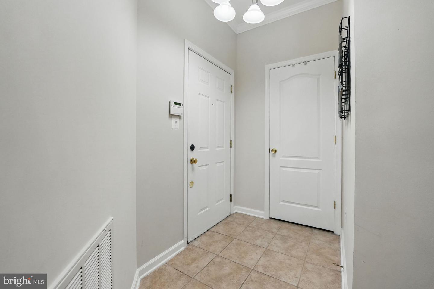 9713 HANDERSON PL #UNIT 104, MANASSAS PARK, Virginia 20111, 2 Bedrooms Bedrooms, ,2 BathroomsBathrooms,Residential,For sale,9713 HANDERSON PL #UNIT 104,VAMP2003046 MLS # VAMP2003046