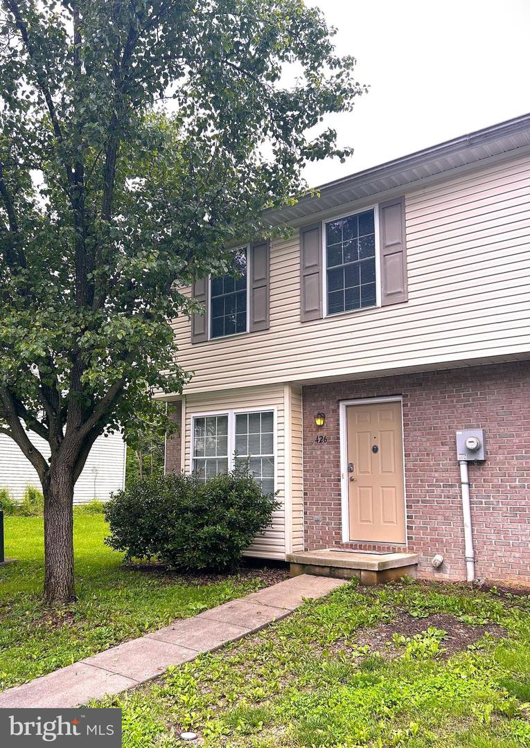 426 RIDGEFIELD AVE, STEPHENS CITY, Virginia 22655, 2 Bedrooms Bedrooms, ,1 BathroomBathrooms,Residential,For sale,426 RIDGEFIELD AVE,VAFV2034216 MLS # VAFV2034216