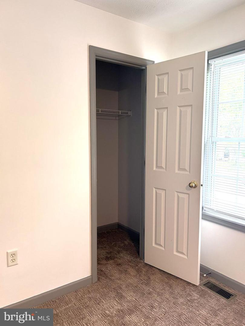 426 RIDGEFIELD AVE, STEPHENS CITY, Virginia 22655, 2 Bedrooms Bedrooms, ,1 BathroomBathrooms,Residential,For sale,426 RIDGEFIELD AVE,VAFV2034216 MLS # VAFV2034216