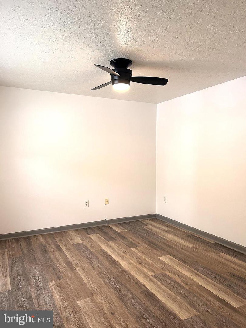 426 RIDGEFIELD AVE, STEPHENS CITY, Virginia 22655, 2 Bedrooms Bedrooms, ,1 BathroomBathrooms,Residential,For sale,426 RIDGEFIELD AVE,VAFV2034216 MLS # VAFV2034216