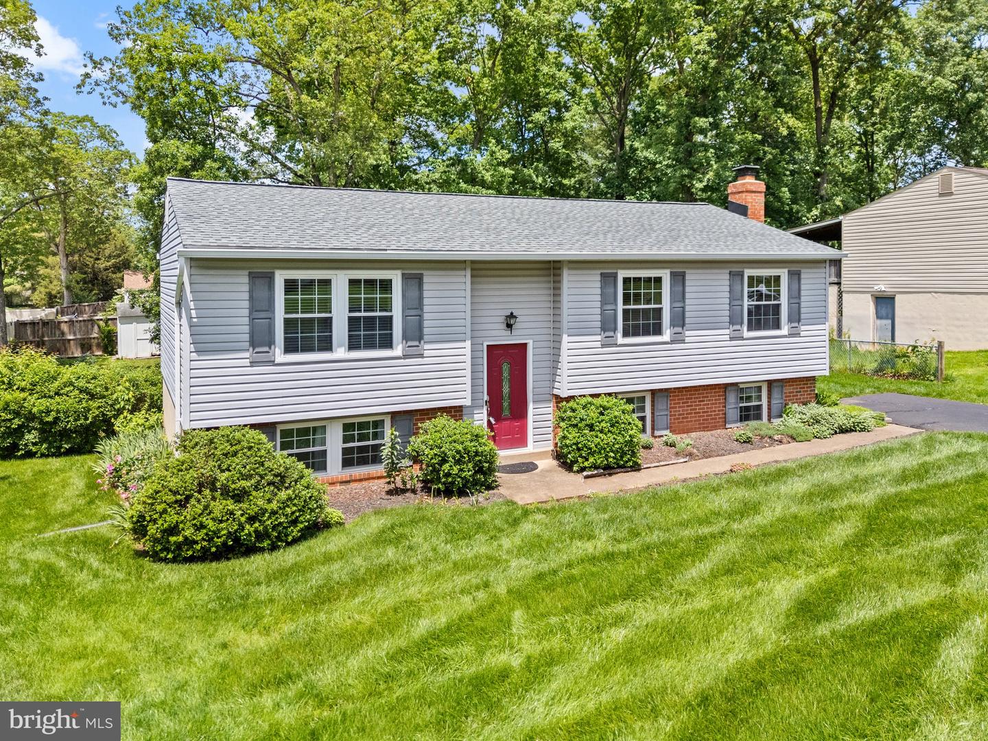 9366 FERNWOOD CT, MANASSAS, Virginia 20110, 4 Bedrooms Bedrooms, ,2 BathroomsBathrooms,Residential,For sale,9366 FERNWOOD CT,VAMN2008342 MLS # VAMN2008342