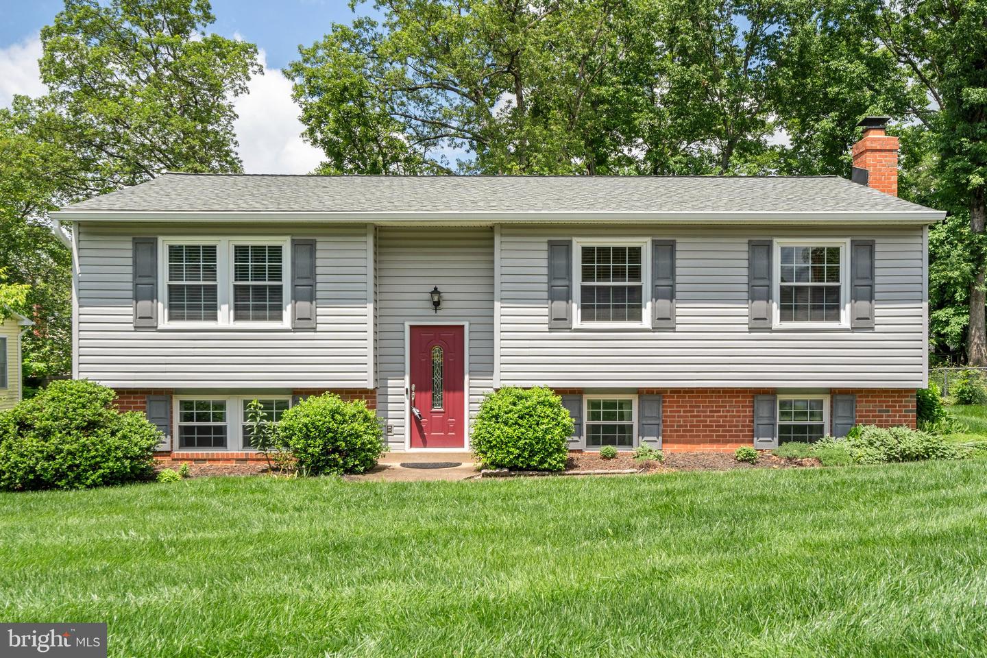 9366 FERNWOOD CT, MANASSAS, Virginia 20110, 4 Bedrooms Bedrooms, ,2 BathroomsBathrooms,Residential,For sale,9366 FERNWOOD CT,VAMN2008342 MLS # VAMN2008342