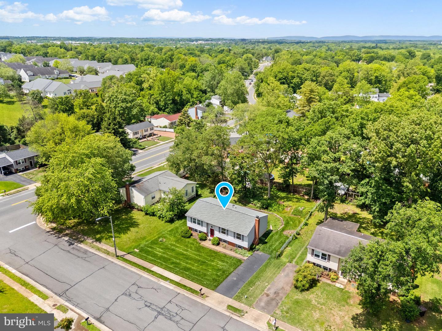 9366 FERNWOOD CT, MANASSAS, Virginia 20110, 4 Bedrooms Bedrooms, ,2 BathroomsBathrooms,Residential,For sale,9366 FERNWOOD CT,VAMN2008342 MLS # VAMN2008342
