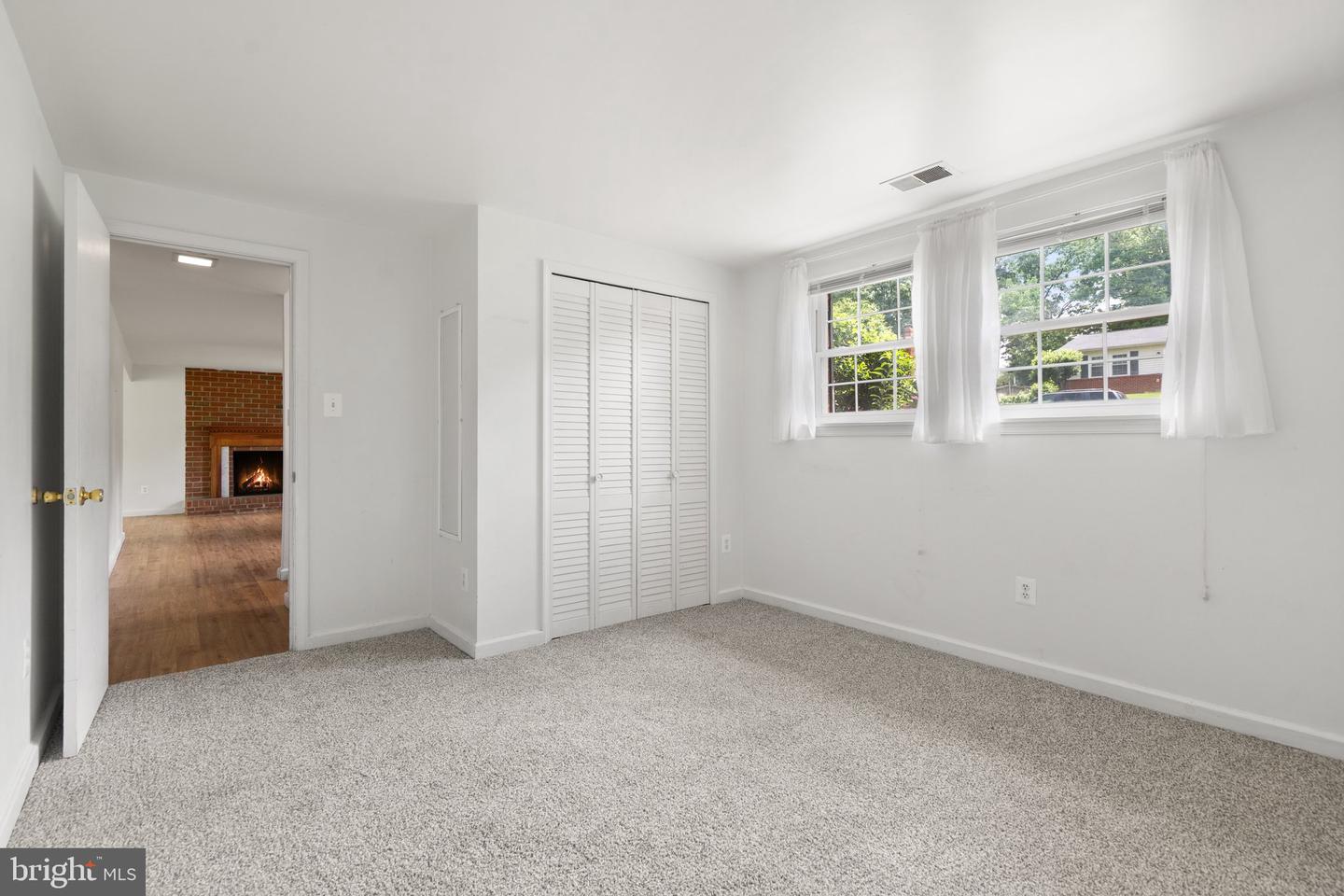 9366 FERNWOOD CT, MANASSAS, Virginia 20110, 4 Bedrooms Bedrooms, ,2 BathroomsBathrooms,Residential,For sale,9366 FERNWOOD CT,VAMN2008342 MLS # VAMN2008342