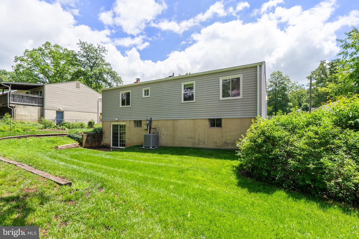 9366 FERNWOOD CT, MANASSAS, Virginia 20110, 4 Bedrooms Bedrooms, ,2 BathroomsBathrooms,Residential,For sale,9366 FERNWOOD CT,VAMN2008342 MLS # VAMN2008342