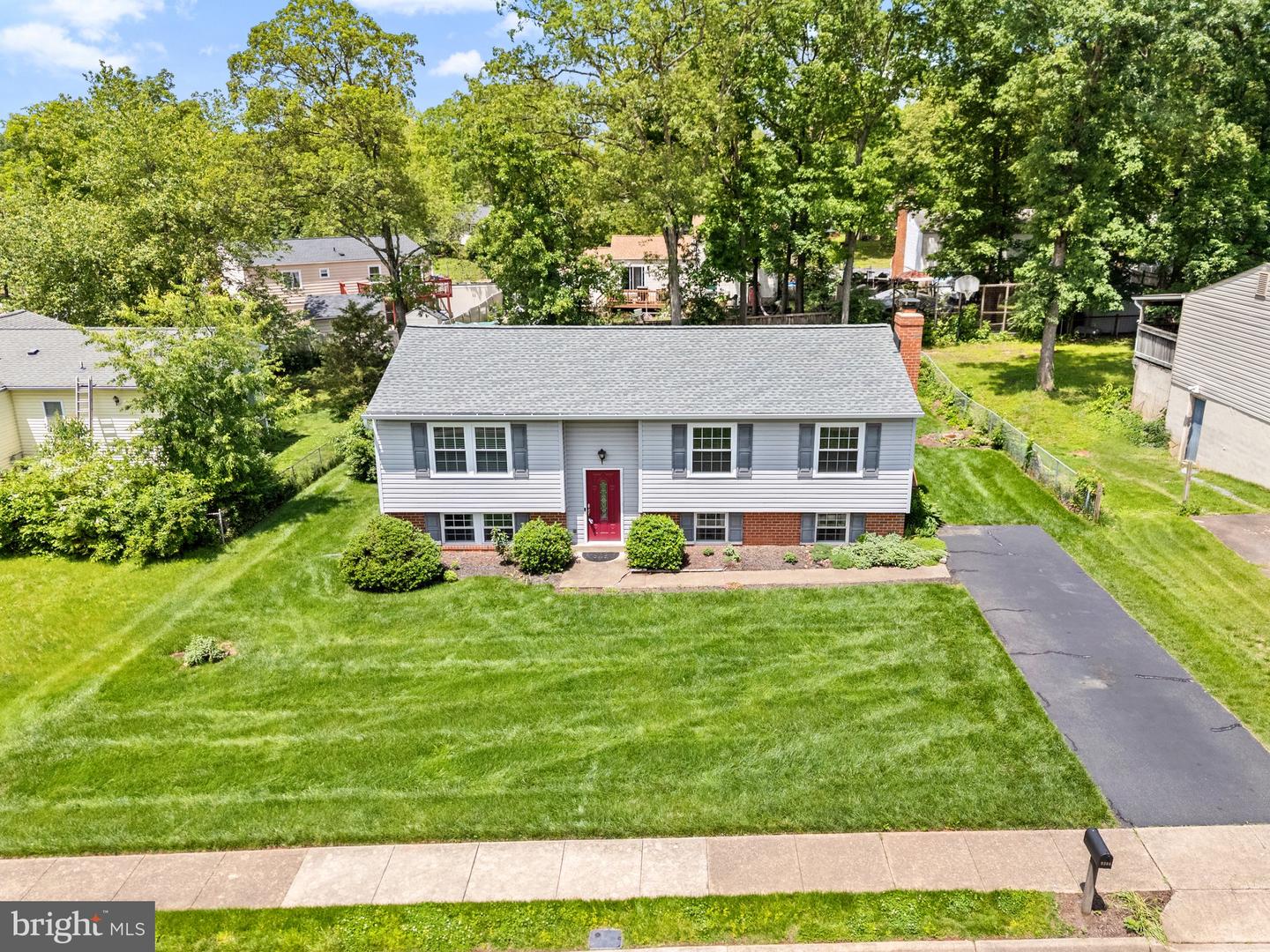 9366 FERNWOOD CT, MANASSAS, Virginia 20110, 4 Bedrooms Bedrooms, ,2 BathroomsBathrooms,Residential,For sale,9366 FERNWOOD CT,VAMN2008342 MLS # VAMN2008342