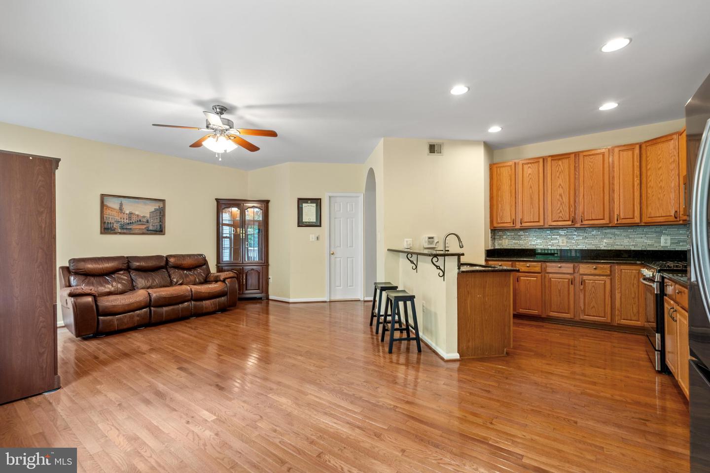 6548 TRASK TER, ALEXANDRIA, Virginia 22315, 3 Bedrooms Bedrooms, ,3 BathroomsBathrooms,Residential,For sale,6548 TRASK TER,VAFX2241394 MLS # VAFX2241394