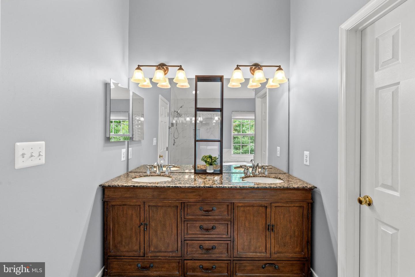 6548 TRASK TER, ALEXANDRIA, Virginia 22315, 3 Bedrooms Bedrooms, ,3 BathroomsBathrooms,Residential,For sale,6548 TRASK TER,VAFX2241394 MLS # VAFX2241394