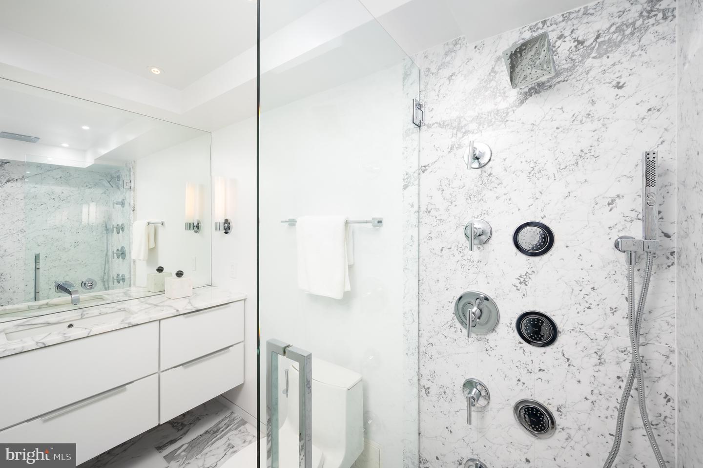 2500 VIRGINIA AVE NW #714/715-S, WASHINGTON, District Of Columbia 20037, 5 Bedrooms Bedrooms, ,4 BathroomsBathrooms,Residential,For sale,2500 VIRGINIA AVE NW #714/715-S,DCDC2201084 MLS # DCDC2201084