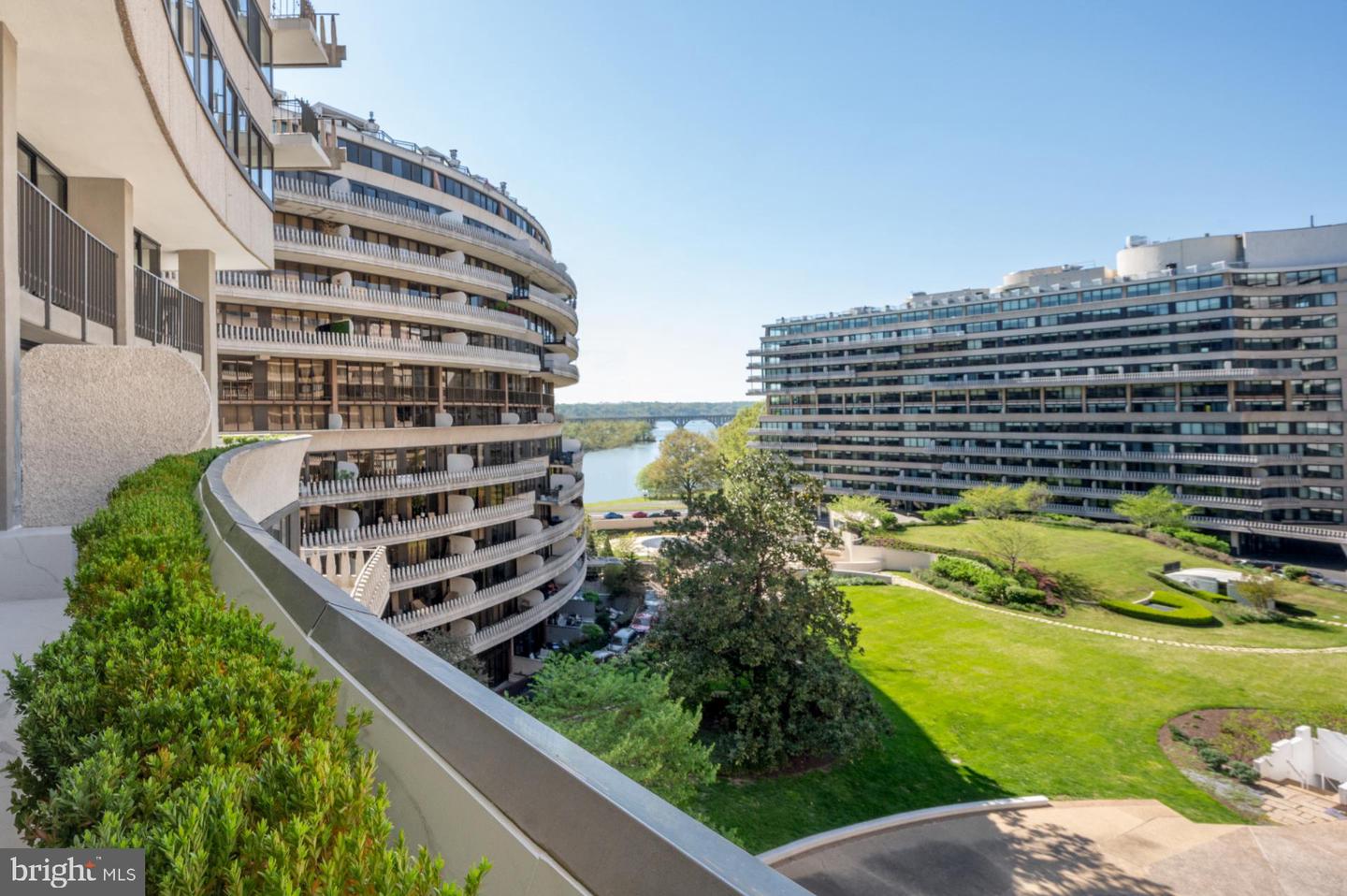 2500 VIRGINIA AVE NW #714/715-S, WASHINGTON, District Of Columbia 20037, 5 Bedrooms Bedrooms, ,4 BathroomsBathrooms,Residential,For sale,2500 VIRGINIA AVE NW #714/715-S,DCDC2201084 MLS # DCDC2201084