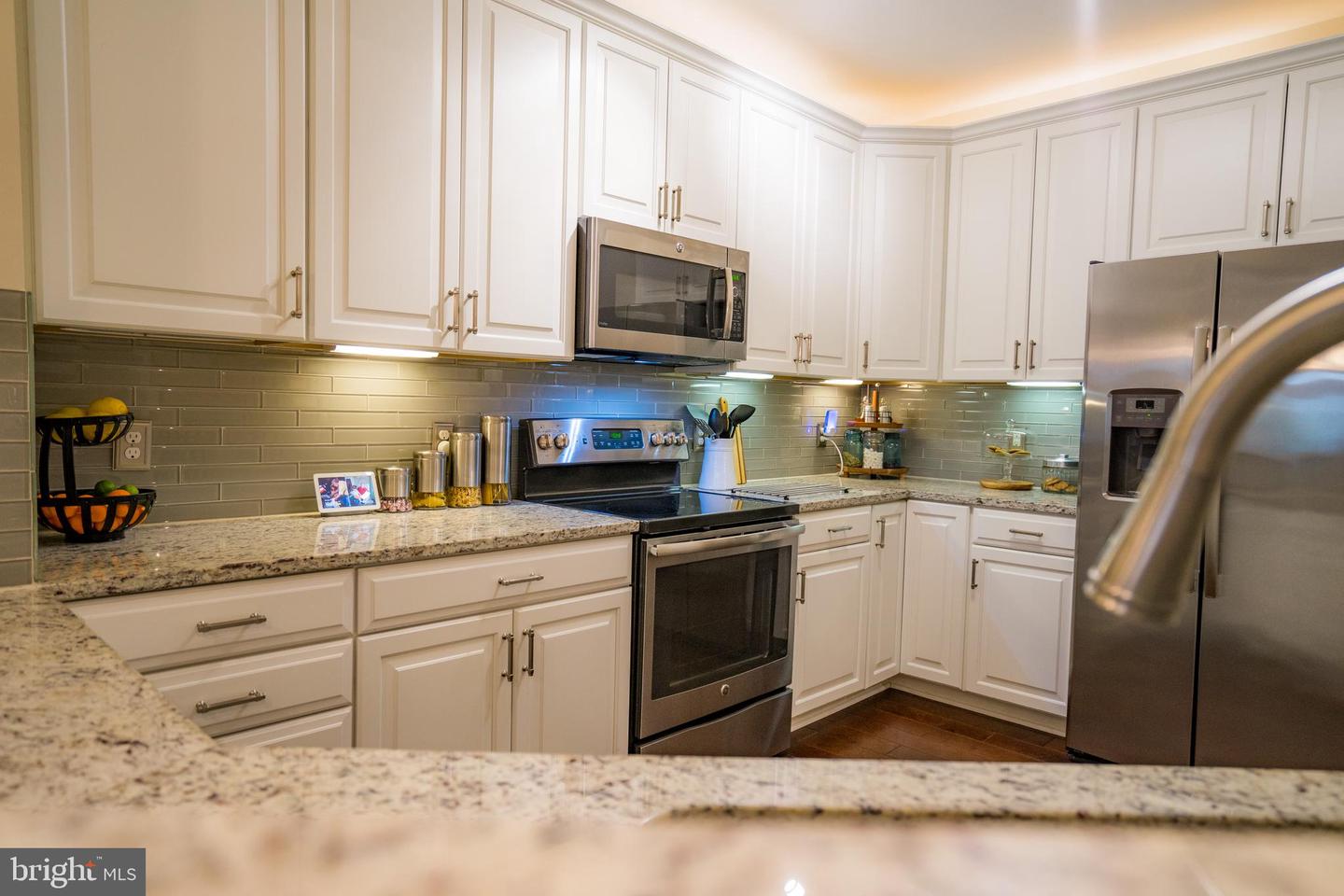 15120 HEATHER MILL LN #304, HAYMARKET, Virginia 20169, 2 Bedrooms Bedrooms, ,2 BathroomsBathrooms,Residential,For sale,15120 HEATHER MILL LN #304,VAPW2094852 MLS # VAPW2094852