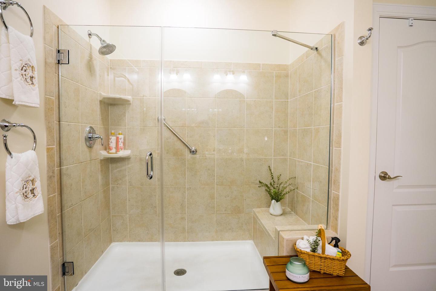 15120 HEATHER MILL LN #304, HAYMARKET, Virginia 20169, 2 Bedrooms Bedrooms, ,2 BathroomsBathrooms,Residential,For sale,15120 HEATHER MILL LN #304,VAPW2094852 MLS # VAPW2094852