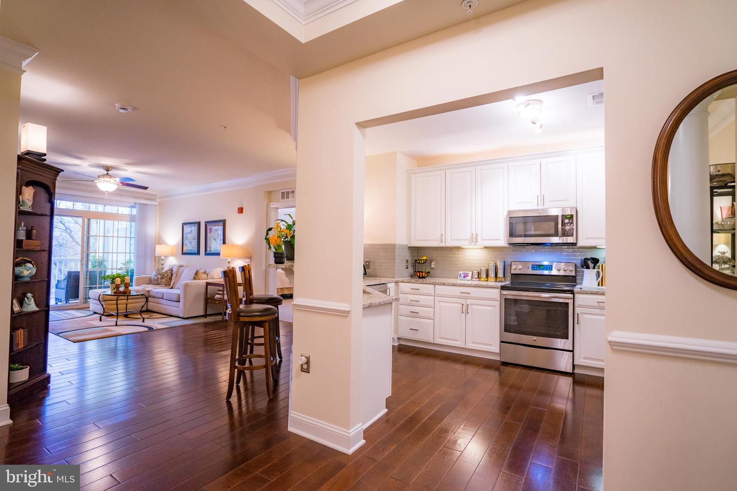15120 HEATHER MILL LN #304, HAYMARKET, Virginia 20169, 2 Bedrooms Bedrooms, ,2 BathroomsBathrooms,Residential,For sale,15120 HEATHER MILL LN #304,VAPW2094852 MLS # VAPW2094852