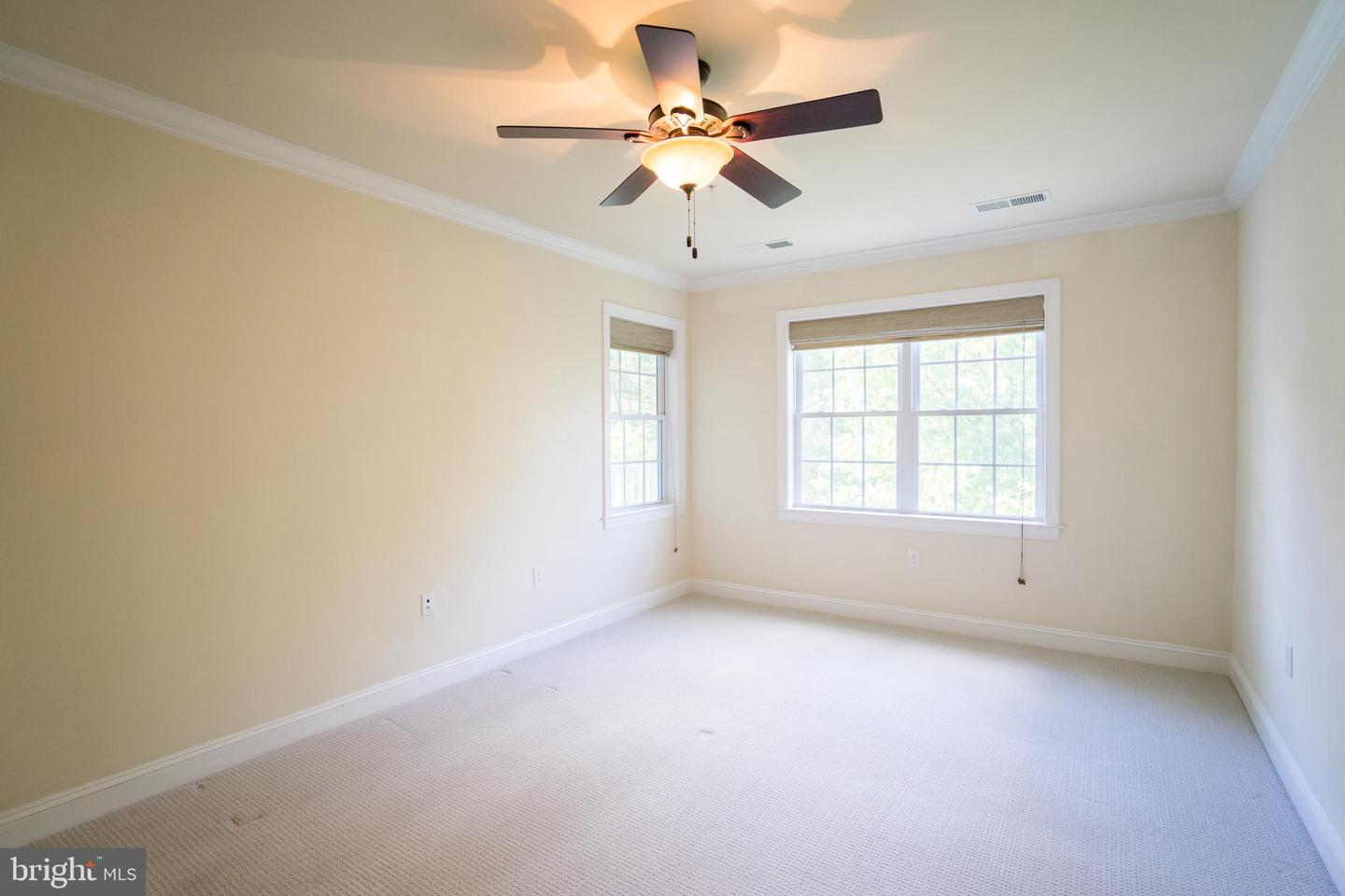 15120 HEATHER MILL LN #304, HAYMARKET, Virginia 20169, 2 Bedrooms Bedrooms, ,2 BathroomsBathrooms,Residential,For sale,15120 HEATHER MILL LN #304,VAPW2094852 MLS # VAPW2094852