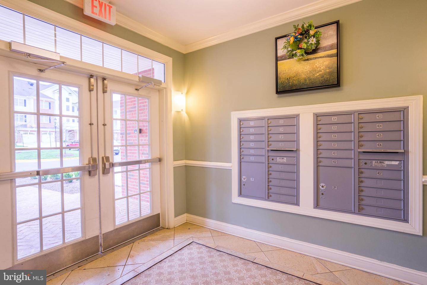 15120 HEATHER MILL LN #304, HAYMARKET, Virginia 20169, 2 Bedrooms Bedrooms, ,2 BathroomsBathrooms,Residential,For sale,15120 HEATHER MILL LN #304,VAPW2094852 MLS # VAPW2094852