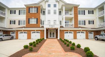 15120 HEATHER MILL LN #304, HAYMARKET, Virginia 20169, 2 Bedrooms Bedrooms, ,2 BathroomsBathrooms,Residential,For sale,15120 HEATHER MILL LN #304,VAPW2094852 MLS # VAPW2094852