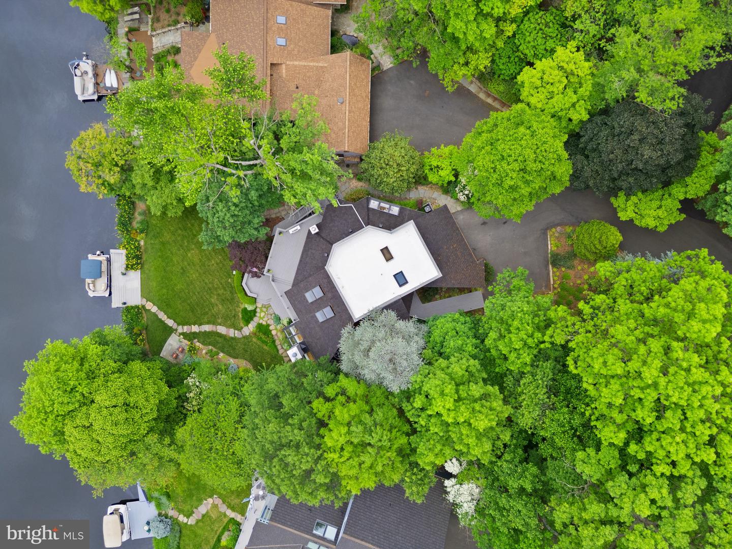 2200 SPINNAKER CT, RESTON, Virginia 20191, 4 Bedrooms Bedrooms, 15 Rooms Rooms,3 BathroomsBathrooms,Residential,For sale,2200 SPINNAKER CT,VAFX2241274 MLS # VAFX2241274