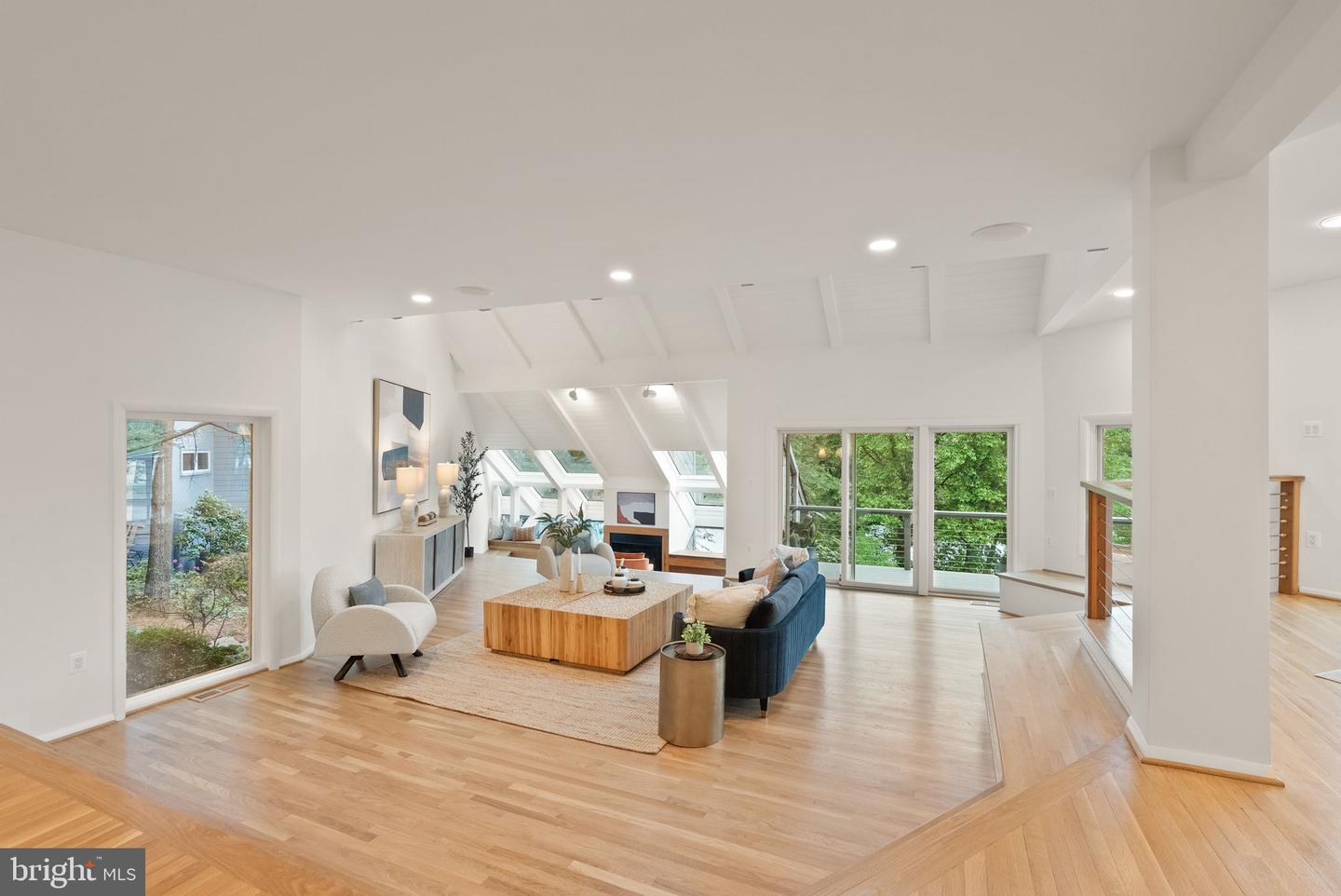 2200 SPINNAKER CT, RESTON, Virginia 20191, 4 Bedrooms Bedrooms, 15 Rooms Rooms,3 BathroomsBathrooms,Residential,For sale,2200 SPINNAKER CT,VAFX2241274 MLS # VAFX2241274