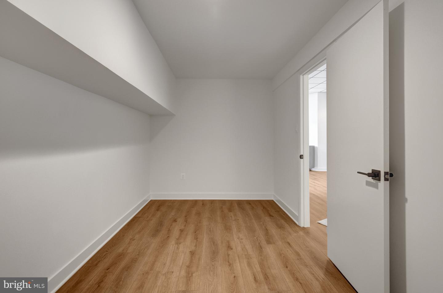 2200 SPINNAKER CT, RESTON, Virginia 20191, 4 Bedrooms Bedrooms, 15 Rooms Rooms,3 BathroomsBathrooms,Residential,For sale,2200 SPINNAKER CT,VAFX2241274 MLS # VAFX2241274