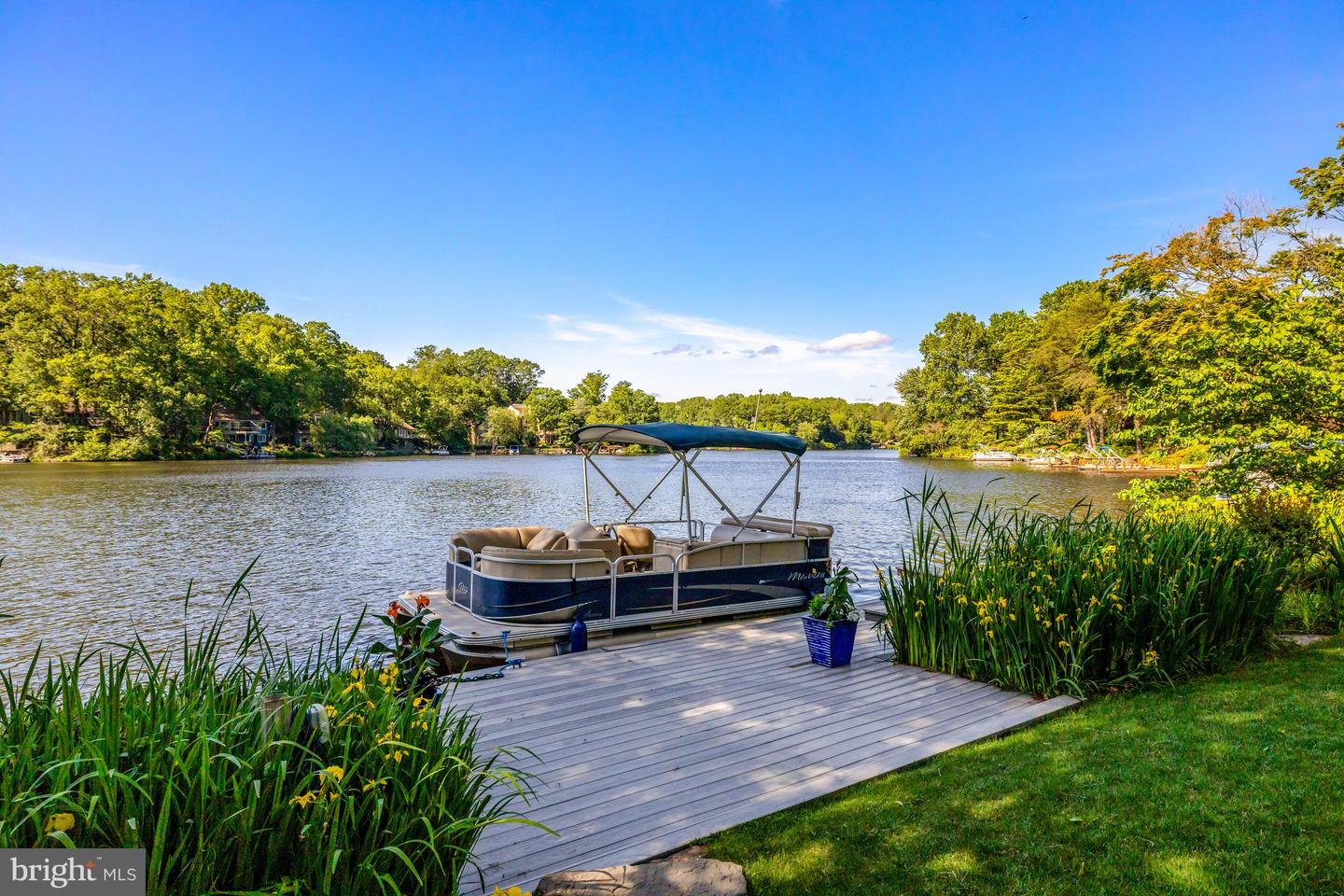 2200 SPINNAKER CT, RESTON, Virginia 20191, 4 Bedrooms Bedrooms, 15 Rooms Rooms,3 BathroomsBathrooms,Residential,For sale,2200 SPINNAKER CT,VAFX2241274 MLS # VAFX2241274