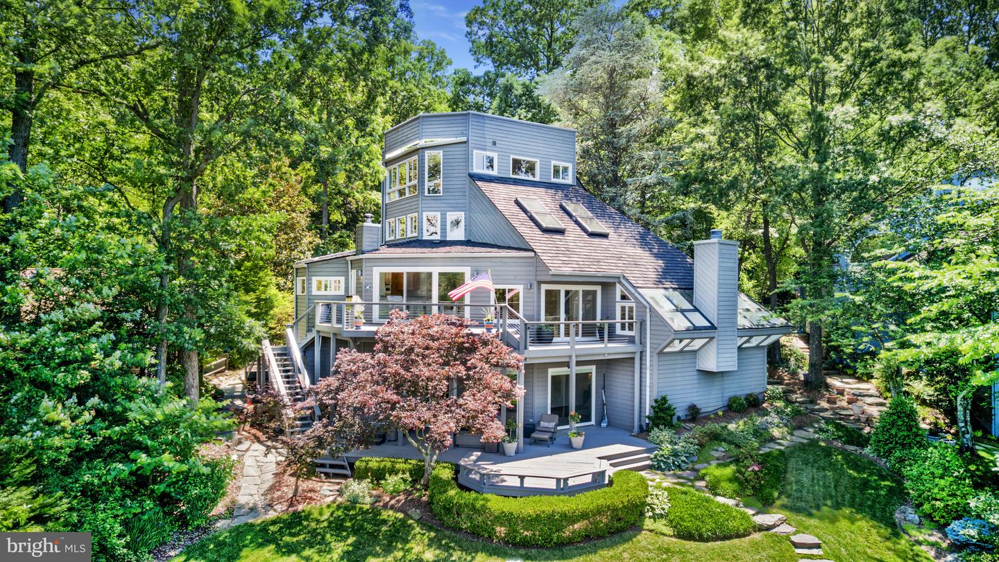 2200 SPINNAKER CT, RESTON, Virginia 20191, 4 Bedrooms Bedrooms, 15 Rooms Rooms,3 BathroomsBathrooms,Residential,For sale,2200 SPINNAKER CT,VAFX2241274 MLS # VAFX2241274