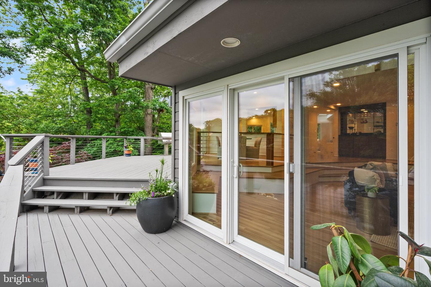 2200 SPINNAKER CT, RESTON, Virginia 20191, 4 Bedrooms Bedrooms, 15 Rooms Rooms,3 BathroomsBathrooms,Residential,For sale,2200 SPINNAKER CT,VAFX2241274 MLS # VAFX2241274