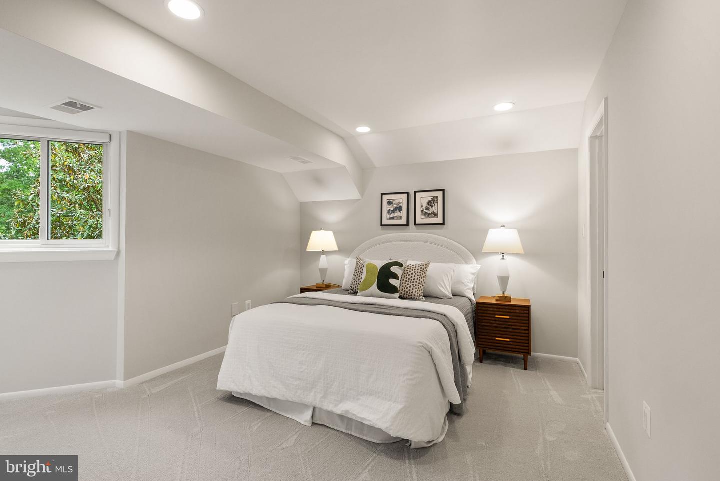 2200 SPINNAKER CT, RESTON, Virginia 20191, 4 Bedrooms Bedrooms, 15 Rooms Rooms,3 BathroomsBathrooms,Residential,For sale,2200 SPINNAKER CT,VAFX2241274 MLS # VAFX2241274