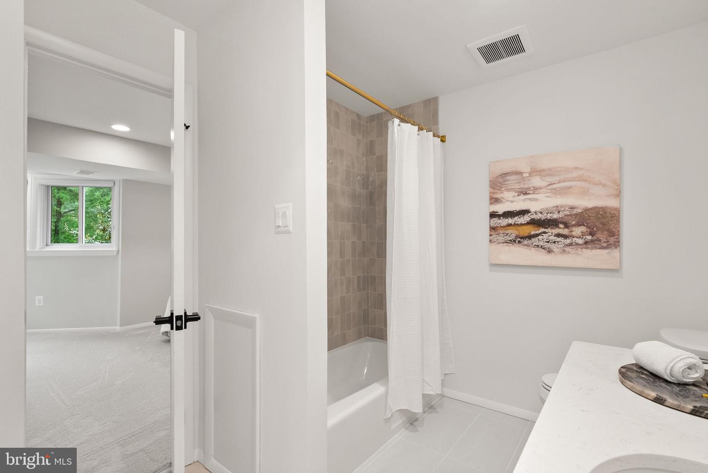 2200 SPINNAKER CT, RESTON, Virginia 20191, 4 Bedrooms Bedrooms, 15 Rooms Rooms,3 BathroomsBathrooms,Residential,For sale,2200 SPINNAKER CT,VAFX2241274 MLS # VAFX2241274