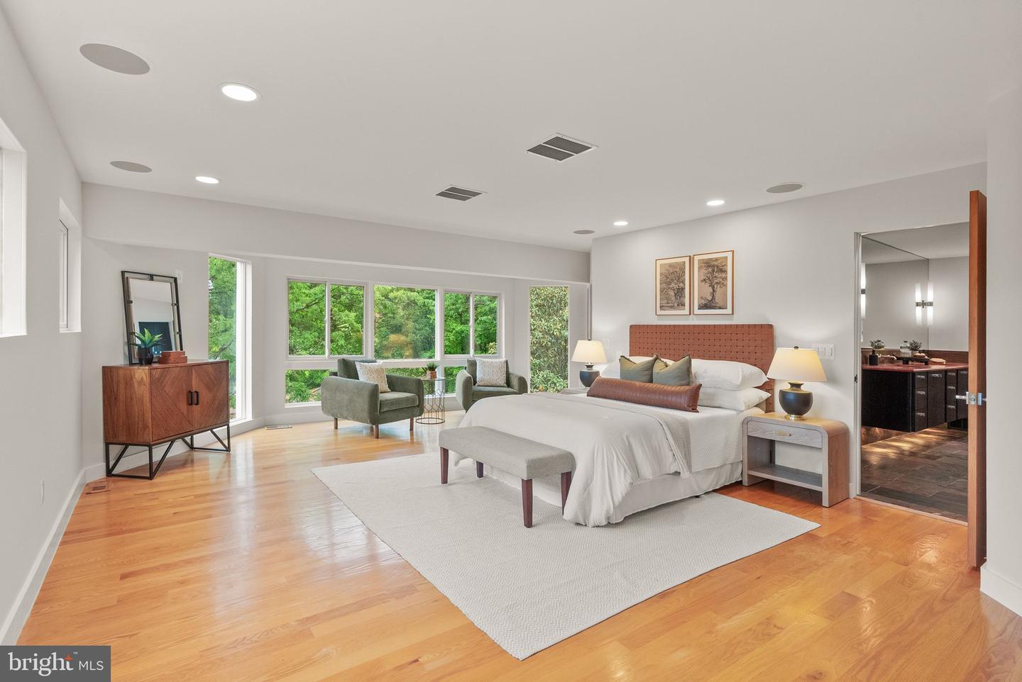 2200 SPINNAKER CT, RESTON, Virginia 20191, 4 Bedrooms Bedrooms, 15 Rooms Rooms,3 BathroomsBathrooms,Residential,For sale,2200 SPINNAKER CT,VAFX2241274 MLS # VAFX2241274