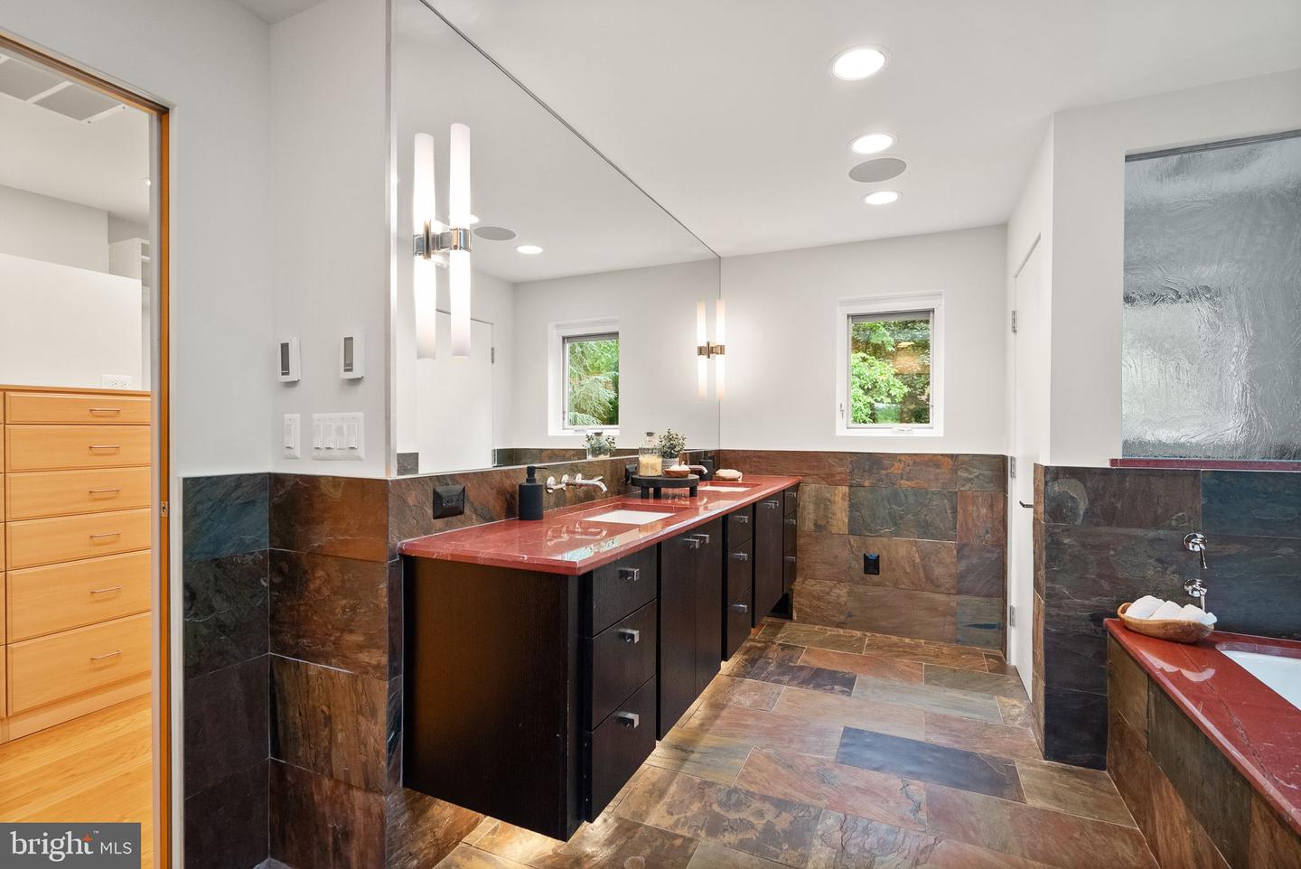 2200 SPINNAKER CT, RESTON, Virginia 20191, 4 Bedrooms Bedrooms, 15 Rooms Rooms,3 BathroomsBathrooms,Residential,For sale,2200 SPINNAKER CT,VAFX2241274 MLS # VAFX2241274