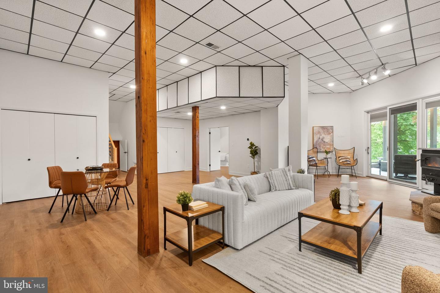 2200 SPINNAKER CT, RESTON, Virginia 20191, 4 Bedrooms Bedrooms, 15 Rooms Rooms,3 BathroomsBathrooms,Residential,For sale,2200 SPINNAKER CT,VAFX2241274 MLS # VAFX2241274