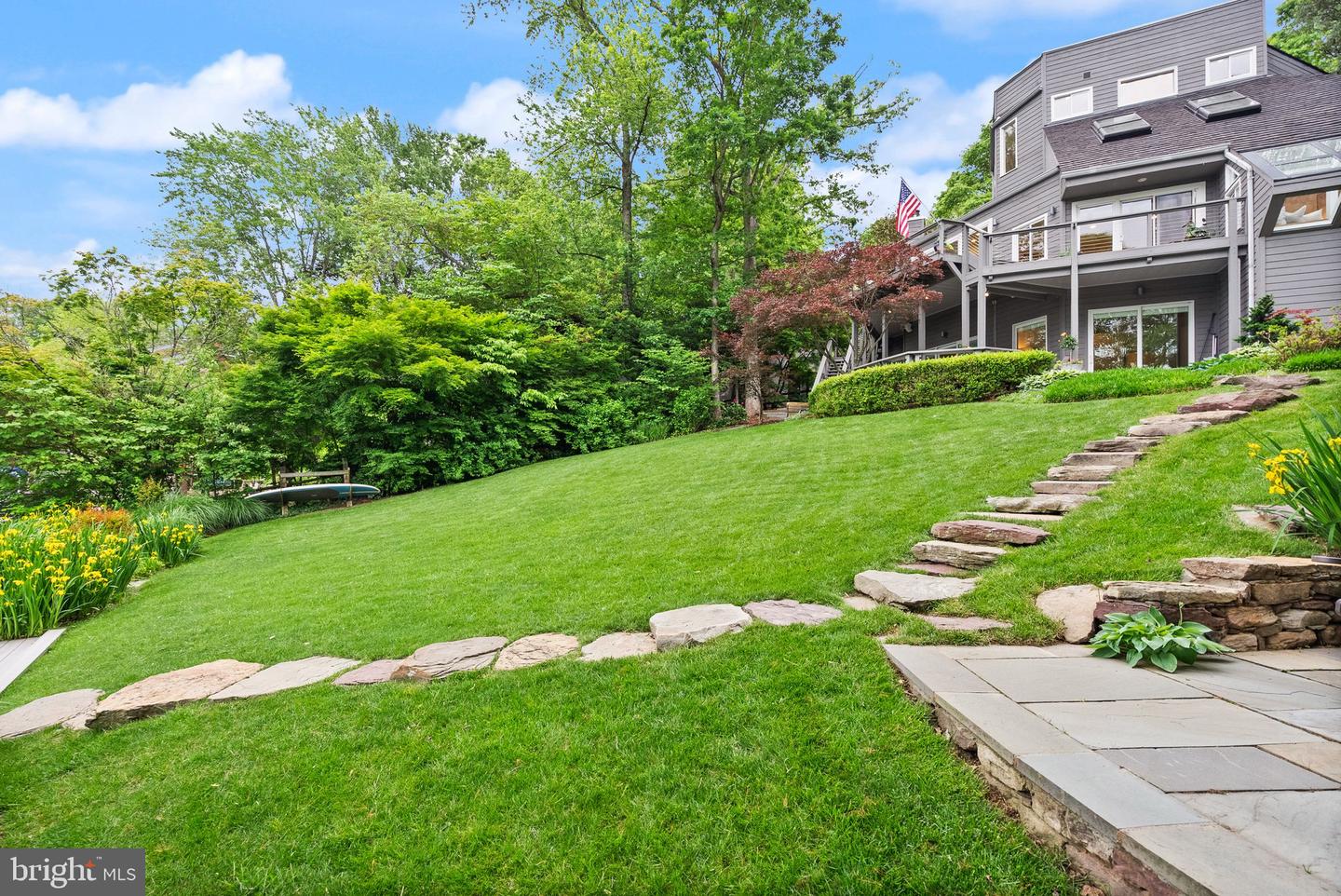 2200 SPINNAKER CT, RESTON, Virginia 20191, 4 Bedrooms Bedrooms, 15 Rooms Rooms,3 BathroomsBathrooms,Residential,For sale,2200 SPINNAKER CT,VAFX2241274 MLS # VAFX2241274