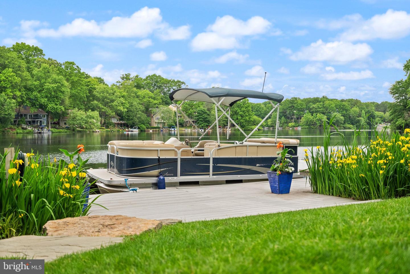 2200 SPINNAKER CT, RESTON, Virginia 20191, 4 Bedrooms Bedrooms, 15 Rooms Rooms,3 BathroomsBathrooms,Residential,For sale,2200 SPINNAKER CT,VAFX2241274 MLS # VAFX2241274