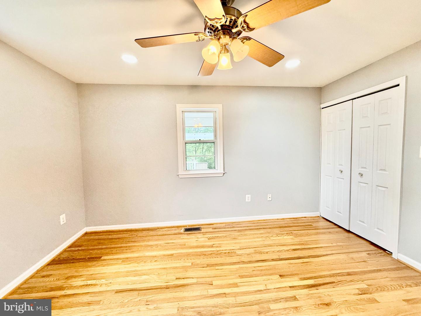 6605 KEENE DR, SPRINGFIELD, Virginia 22152, 5 Bedrooms Bedrooms, ,5 BathroomsBathrooms,Residential,For sale,6605 KEENE DR,VAFX2241356 MLS # VAFX2241356
