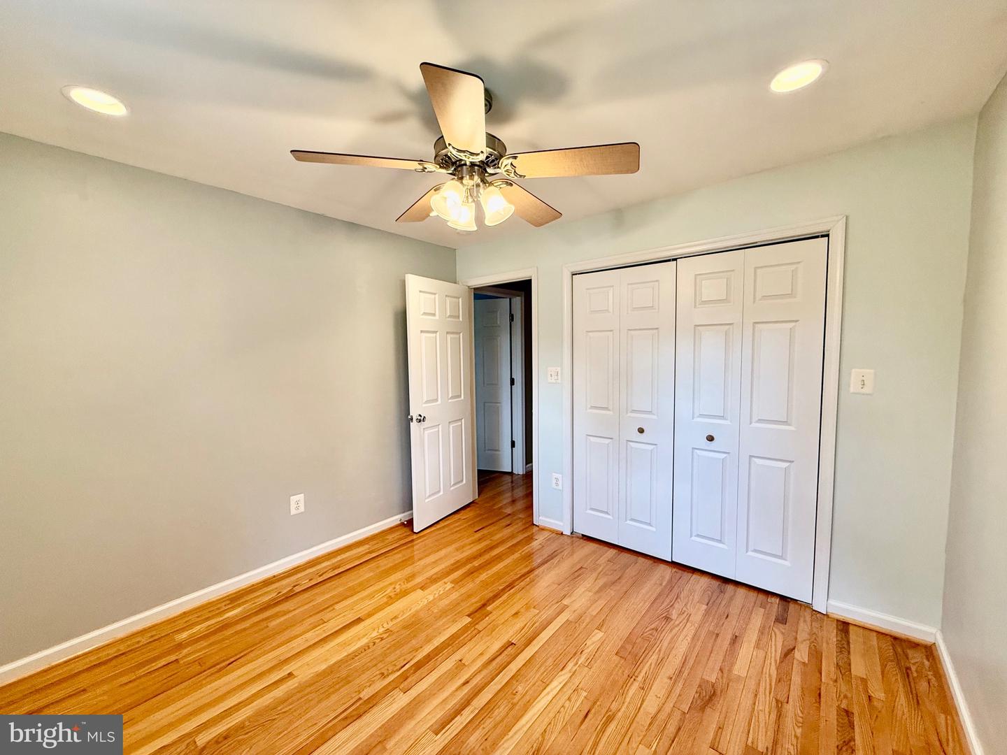 6605 KEENE DR, SPRINGFIELD, Virginia 22152, 5 Bedrooms Bedrooms, ,5 BathroomsBathrooms,Residential,For sale,6605 KEENE DR,VAFX2241356 MLS # VAFX2241356