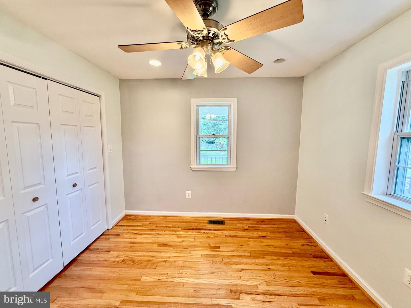 6605 KEENE DR, SPRINGFIELD, Virginia 22152, 5 Bedrooms Bedrooms, ,5 BathroomsBathrooms,Residential,For sale,6605 KEENE DR,VAFX2241356 MLS # VAFX2241356