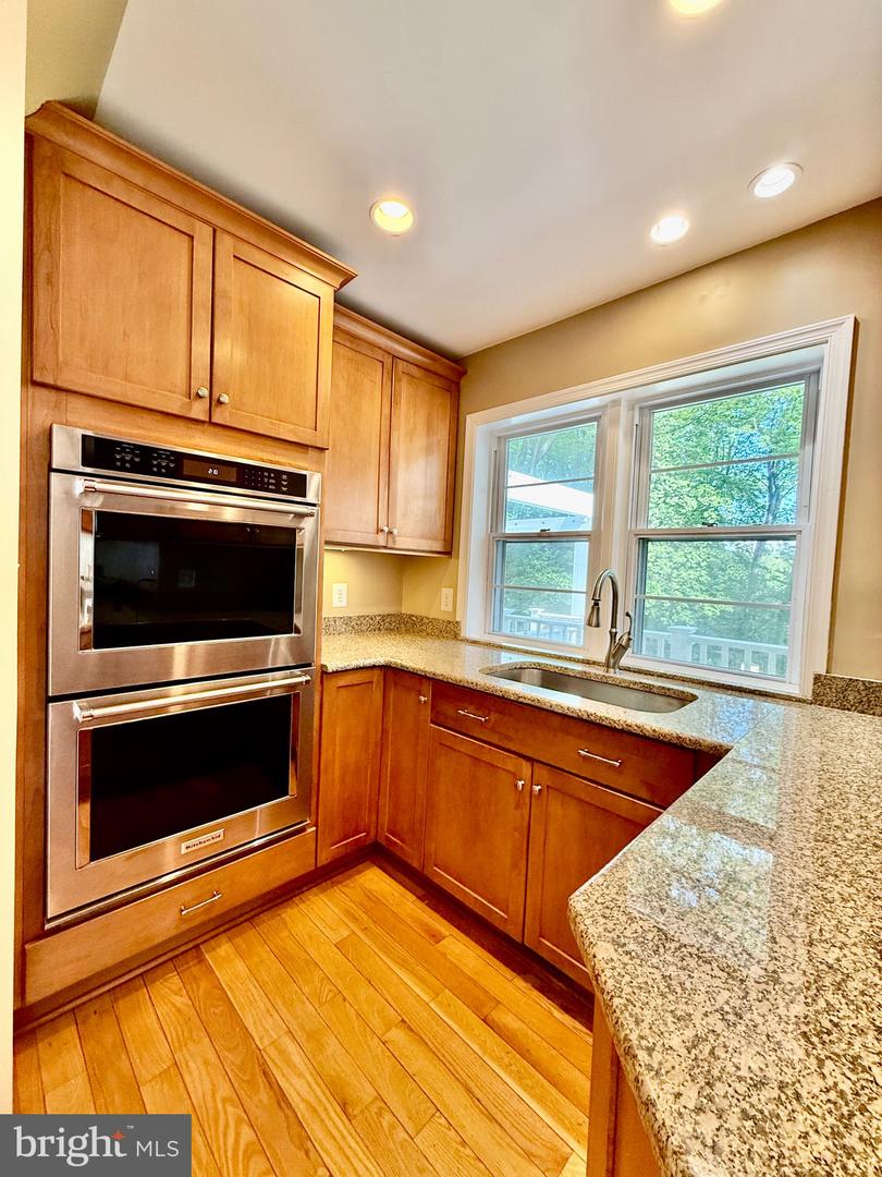 6605 KEENE DR, SPRINGFIELD, Virginia 22152, 5 Bedrooms Bedrooms, ,5 BathroomsBathrooms,Residential,For sale,6605 KEENE DR,VAFX2241356 MLS # VAFX2241356