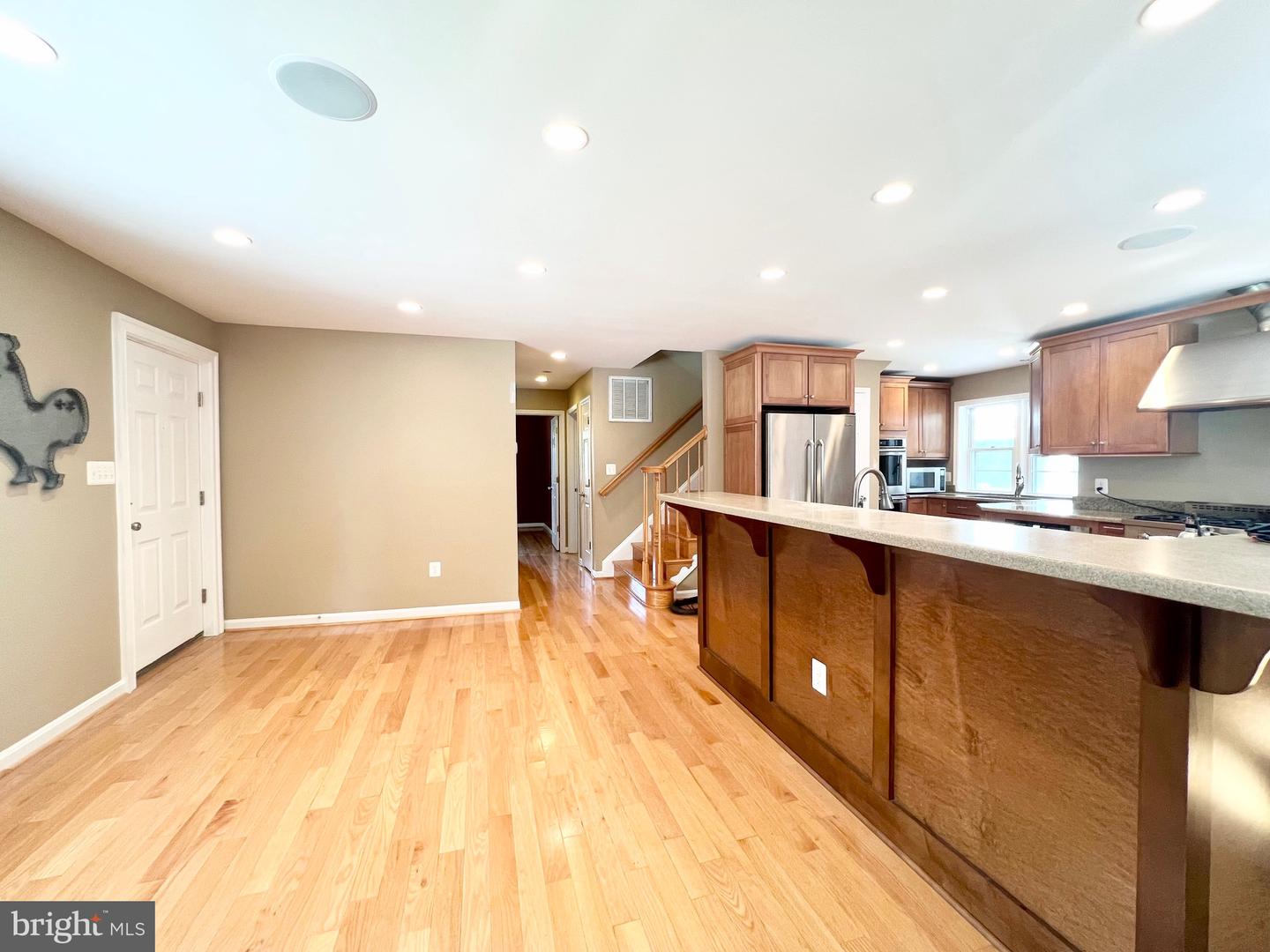 6605 KEENE DR, SPRINGFIELD, Virginia 22152, 5 Bedrooms Bedrooms, ,5 BathroomsBathrooms,Residential,For sale,6605 KEENE DR,VAFX2241356 MLS # VAFX2241356