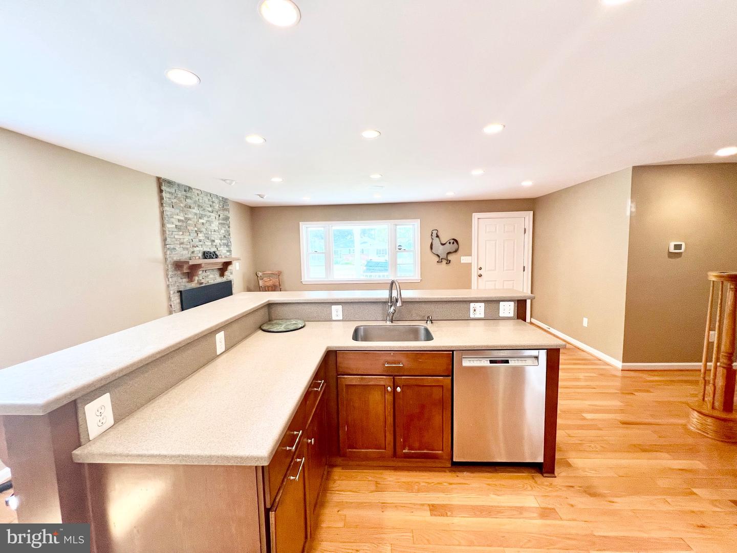 6605 KEENE DR, SPRINGFIELD, Virginia 22152, 5 Bedrooms Bedrooms, ,5 BathroomsBathrooms,Residential,For sale,6605 KEENE DR,VAFX2241356 MLS # VAFX2241356